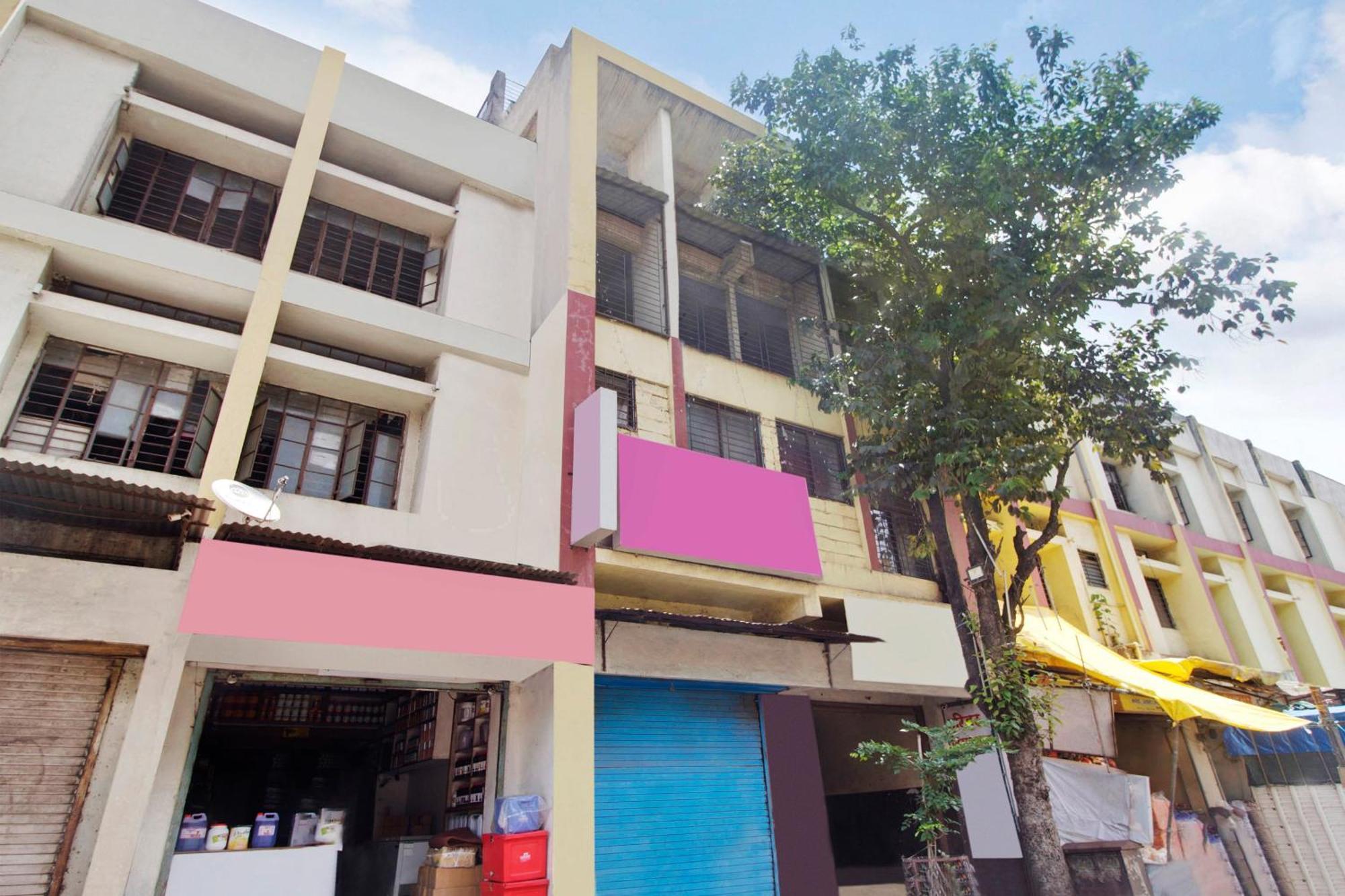 Spot On Harihar Lodging And Yatri Niwas Hotel Colhapur Exterior foto